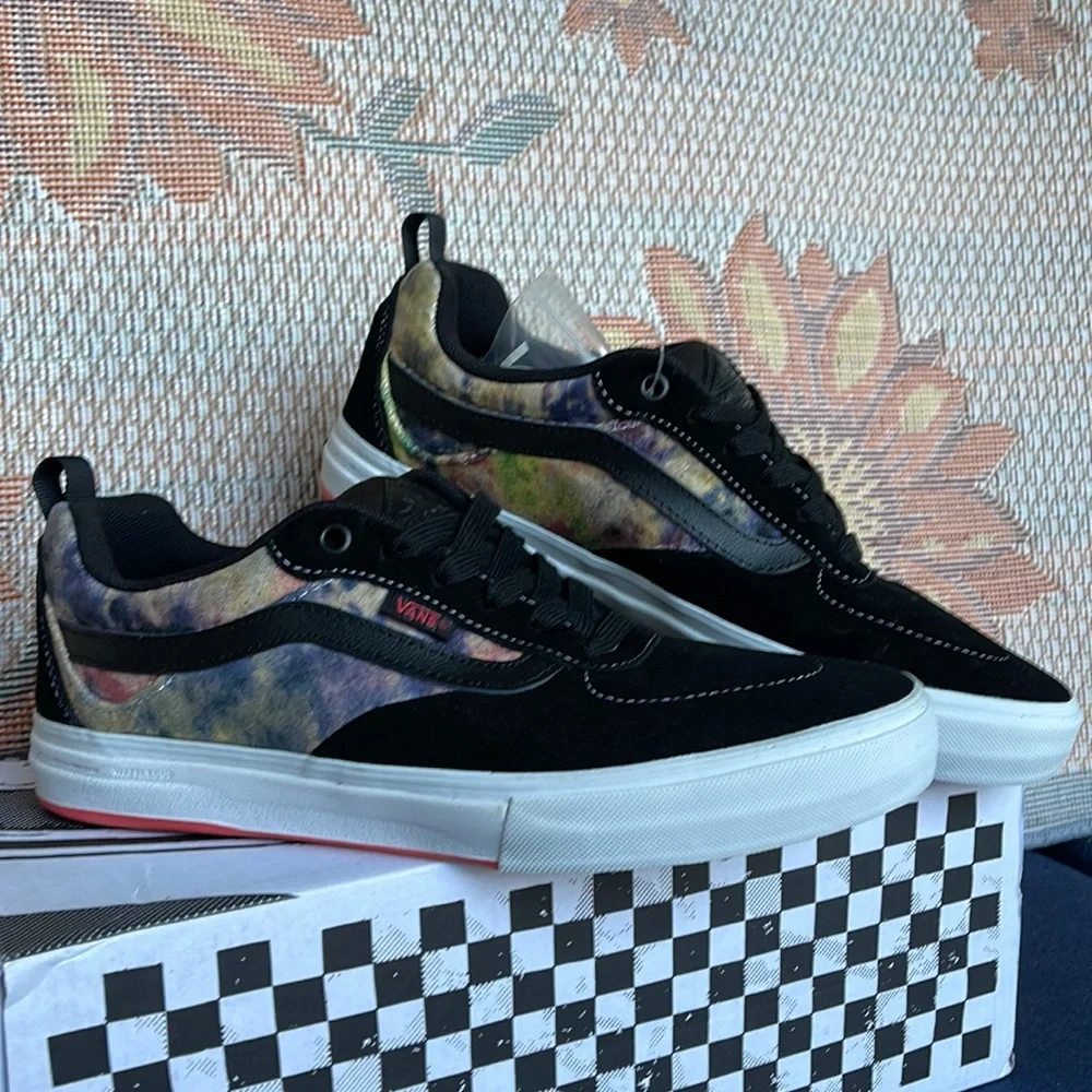 Vans Men’s Kyle Walker
Tie-Dye Terry Black/Multi
VN0A5JIEBML
 sneakers - Picture 6 of 16